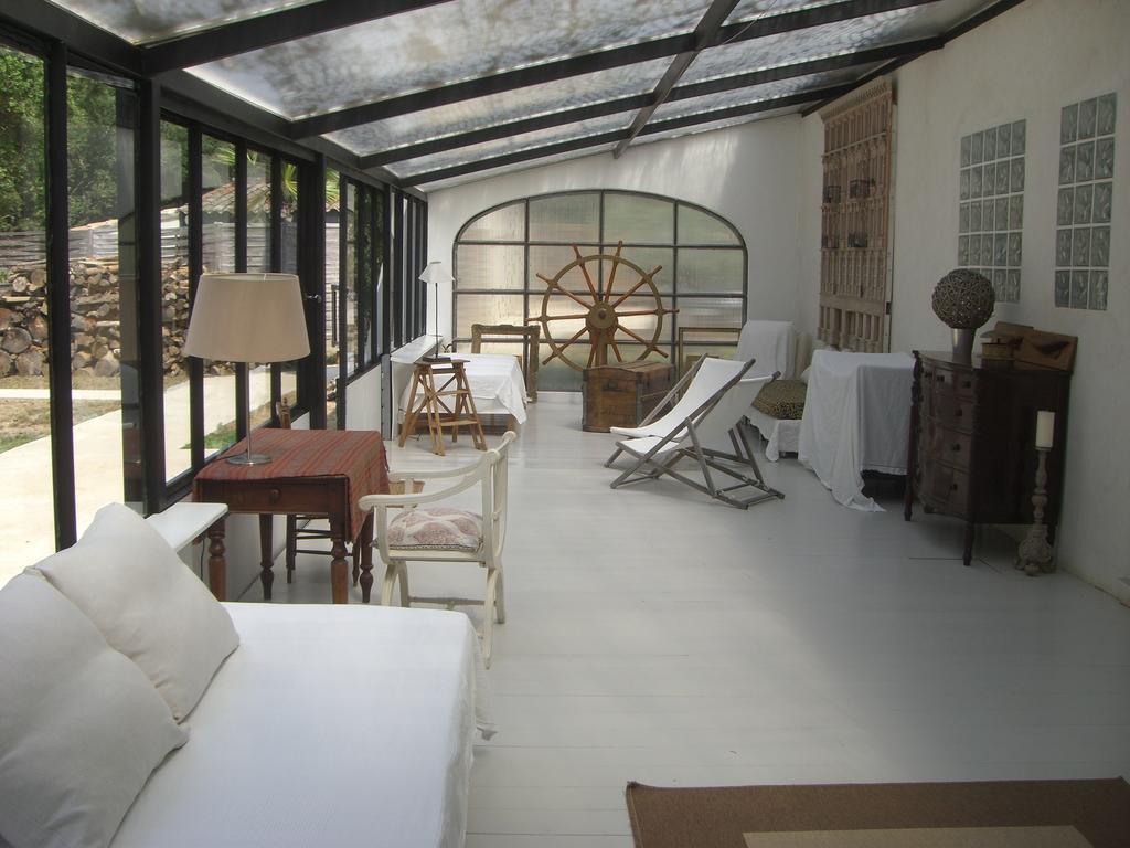 Bed and Breakfast Le Mas De Notre-Dame La Londe-les-Maures Pokoj fotografie